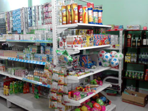 Kệ để hàng tạp hóa